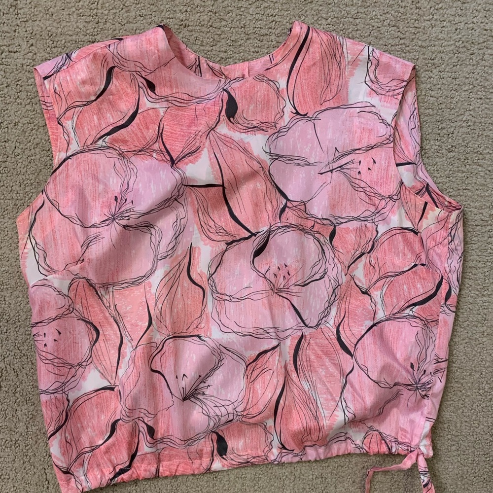 Vintage Saks Fifth Avenue sleeveless silk blouse